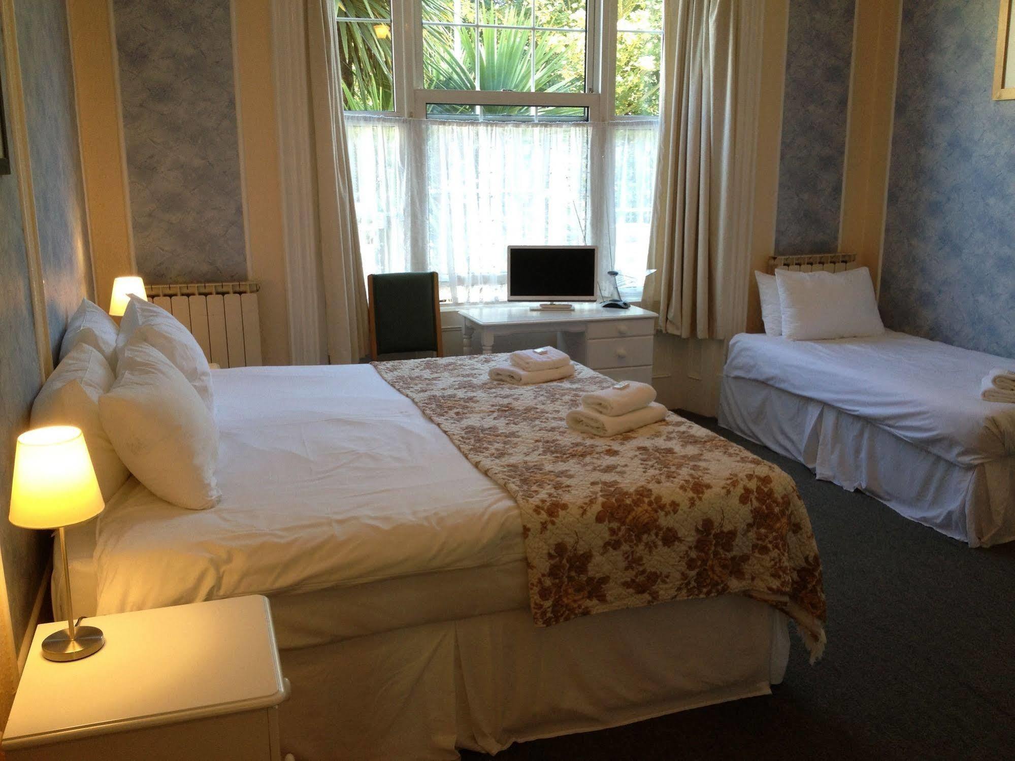 Grisnoir Guest House Saint Peter Port Exterior foto